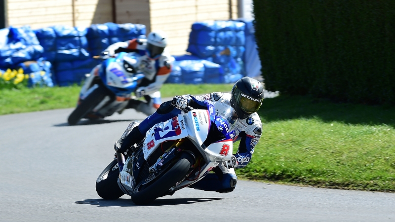 2015 Isle of Man TT Metzeler Line Up