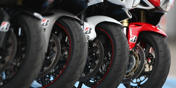 importance of motorcycle tyre pressure