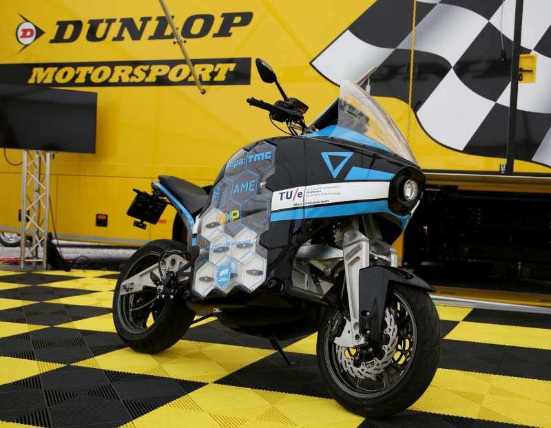 Storm Pulse Electric motorcycle