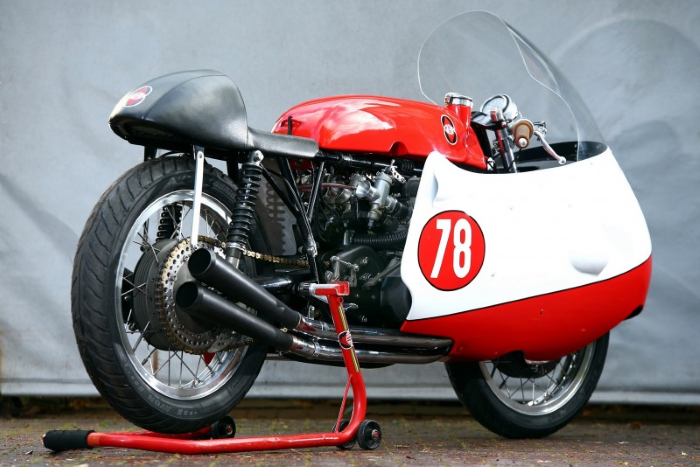 100mph TT lap 60th anniversary