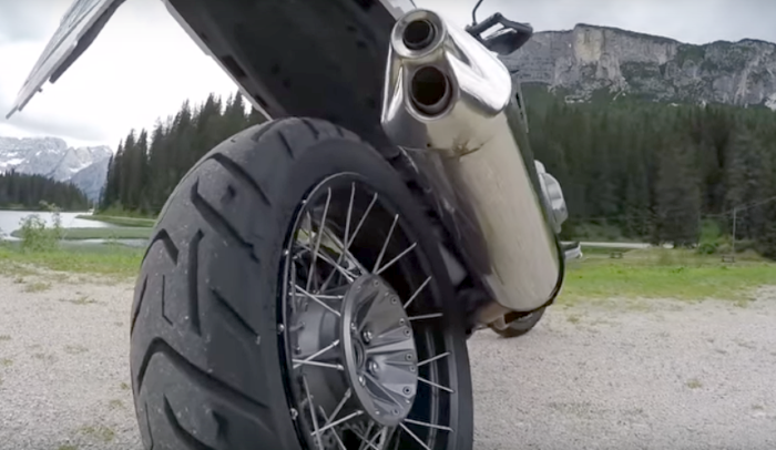 V-Strom 1000 tyre test