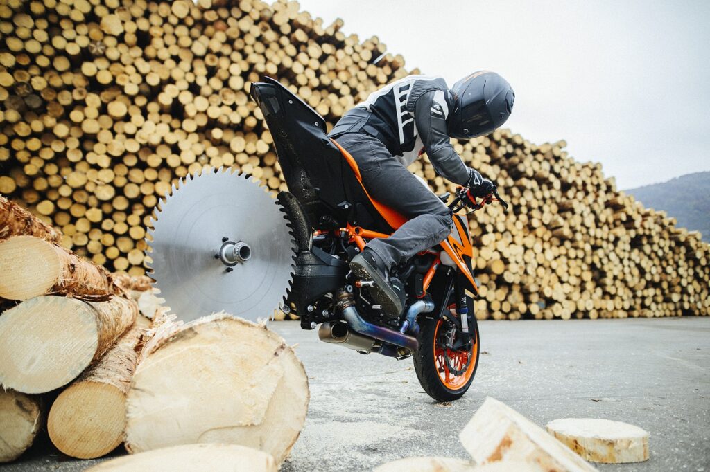 Rok Bagaros Ride and Slay 2 saw blade