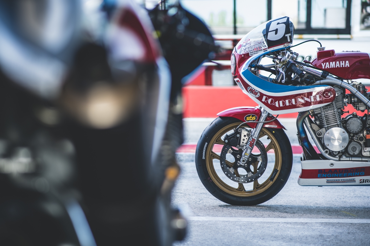 Bridgestone Battlax CR11